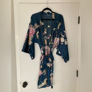 Kim + Ono robe NWOT